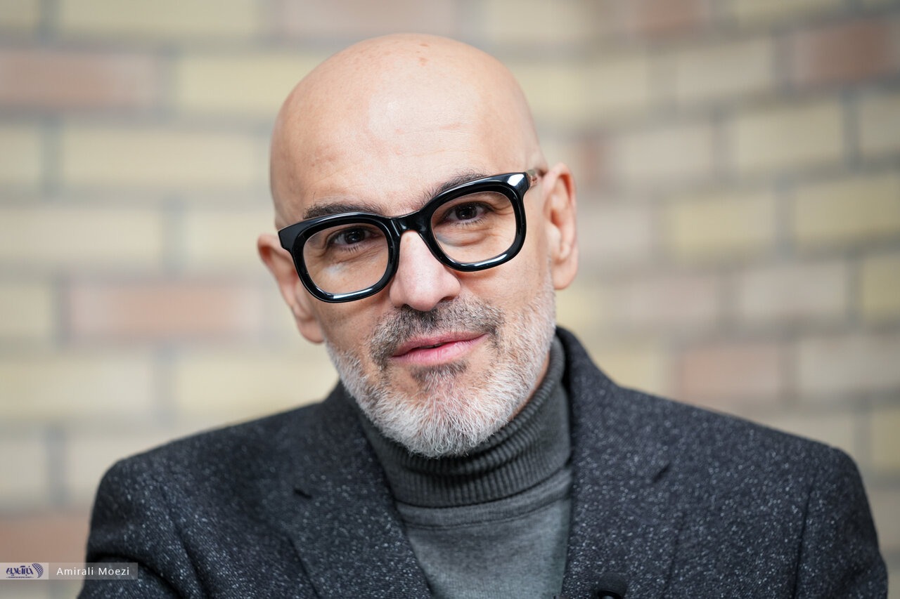 از سختی‌های نشان دادن زندگی شاعرانه فروغ فرخزاد تا مستند کردن زیبایی جهان/ رامین حیدری فاروقی: سانسور حاصل ترس از خود است و هراس از احتمال آشکارگی