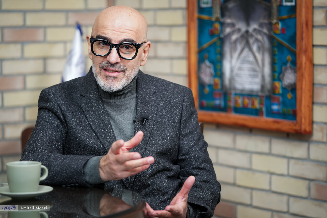 از سختی‌های نشان دادن زندگی شاعرانه فروغ فرخزاد تا مستند کردن زیبایی جهان/ رامین حیدری فاروقی: سانسور حاصل ترس از خود است و هراس از احتمال آشکارگی