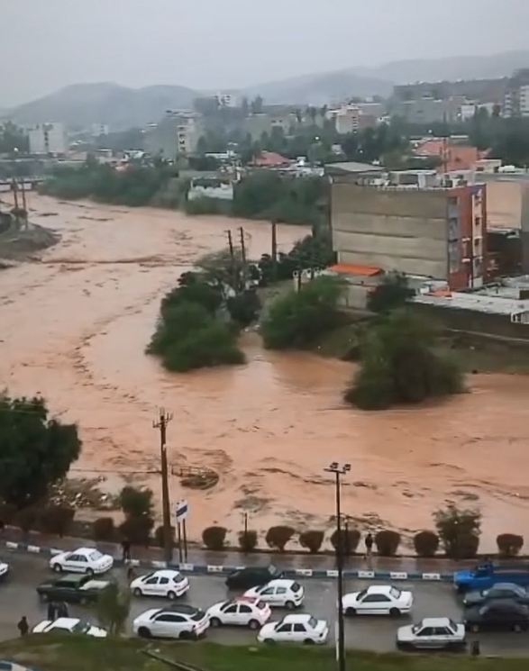 جزییات سیلاب تاریخی در مسجد سلیمان/ متهم قصور و تقصیر مسئولان هستند، نه بارش طبیعت