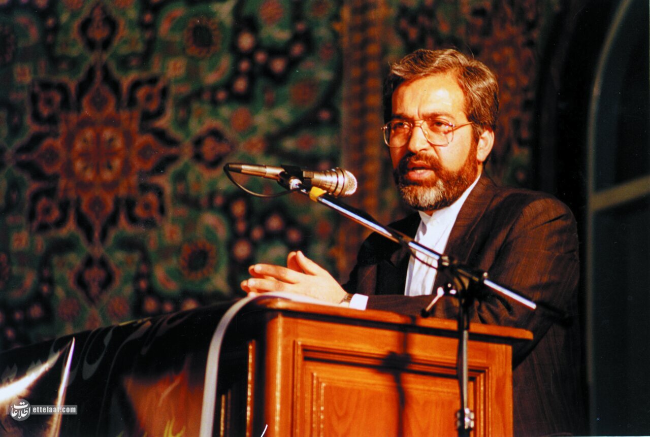 نسخه تاریخی همتی در بانک مرکزی/ داستان زلزله قیمت دلار و مردی که بیشتر از همه رئیس بانک مرکزی بود! + عکس