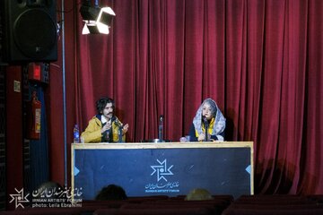 وقتی تاج زمین می‌افتد / بازگشت قدرت در ژولیوس سزار