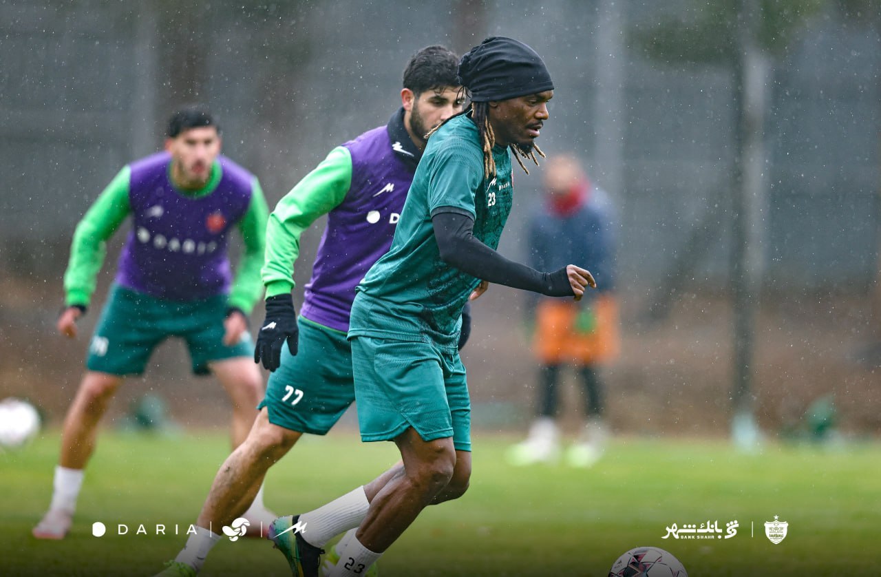 عکس | علیه شایعات جدایی؛ وینگر پرسپولیس در تمرین سرخپوشان!