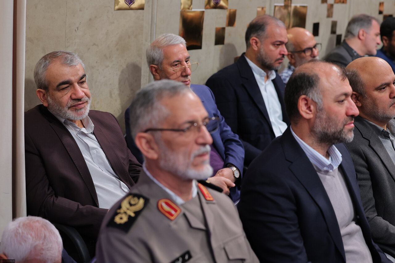 تصاویری  از میهمانان بیت رهبری در روز ولادت امام علی‌(ع)/ میهمان خارجی مراسم چه کسی بود؟