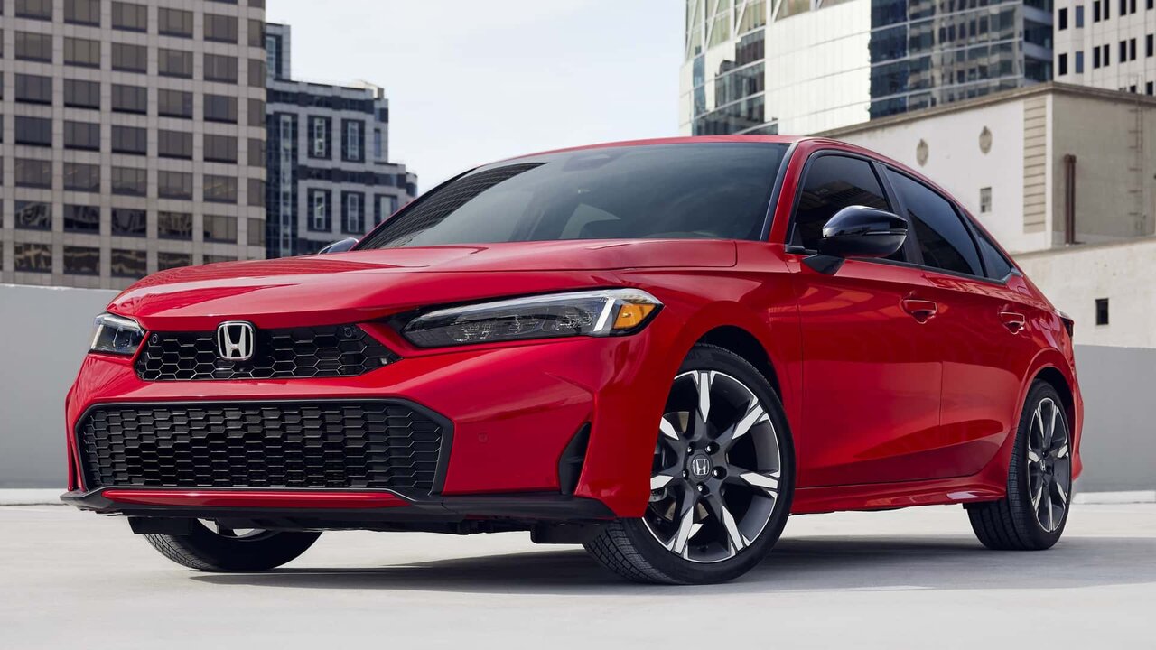 وقتی نام یک برند با تعمیرگاه گره می‌خورد / این خودروها در سال ۲۰۲۵ رکورددار فراخوان بودند