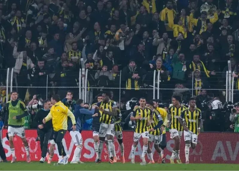 ببینید | بازداشت ۲۹ نفر در جریان یک بازی فوتبال لیگ ترکیه