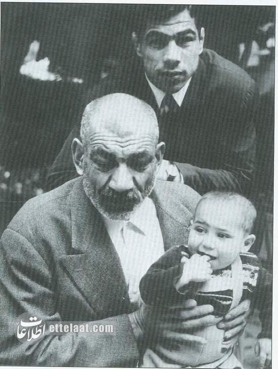 ۲۰ عکس تماشایی از جهان پهلوان تختی که تاکنون ندیده‌اید!