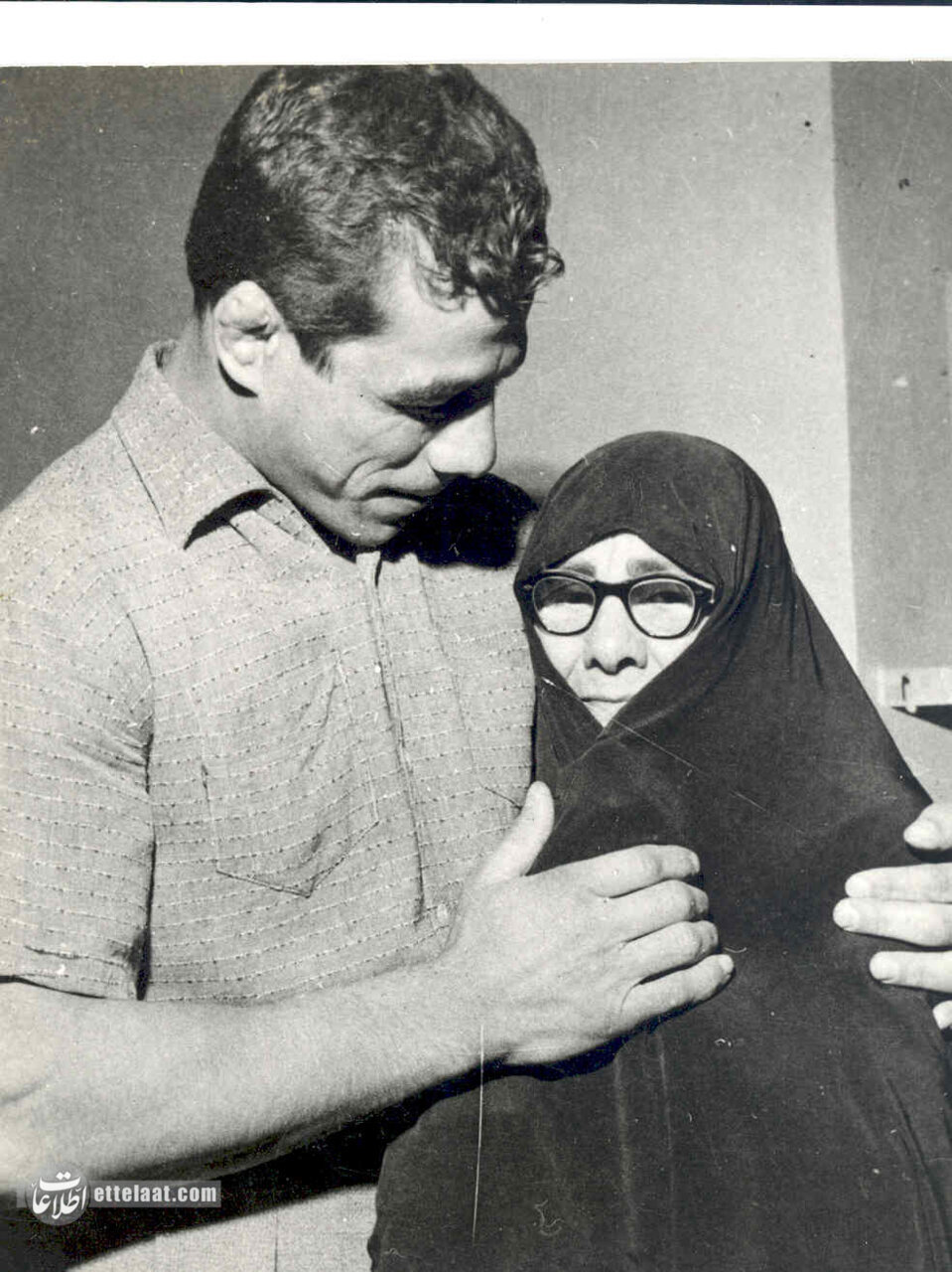 ۲۰ عکس تماشایی از جهان پهلوان تختی که تاکنون ندیدهاید!