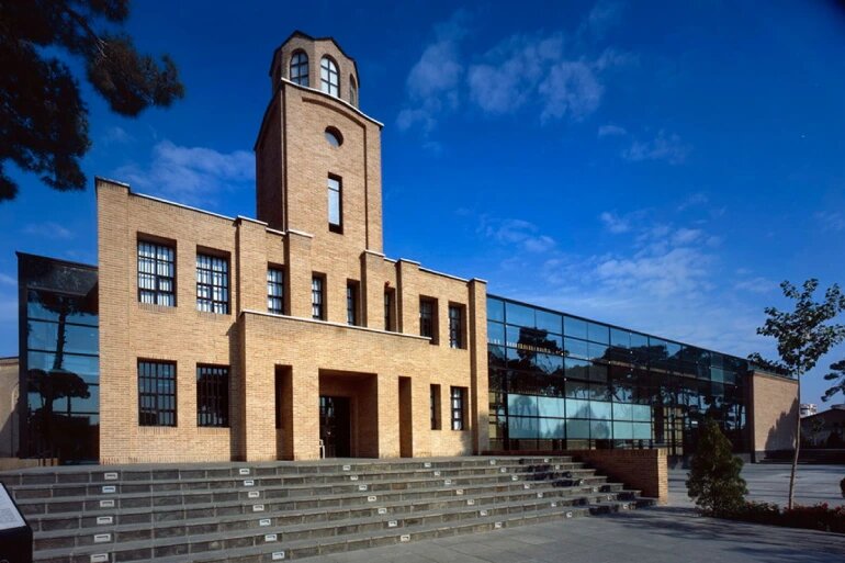 آخر هفته کجا برویم؟/ از گلستان تا نیاوران؛ سفر به دل تاریخ در پایتخت/ معرفی ۱۰ کاخ و قصر برای یک گردش زمستانی 