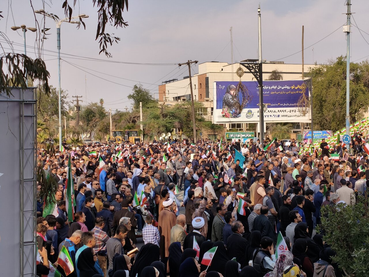 تصاویر | حضور پرشور مردم اهواز در محکومیت اغتشاشات اخیر