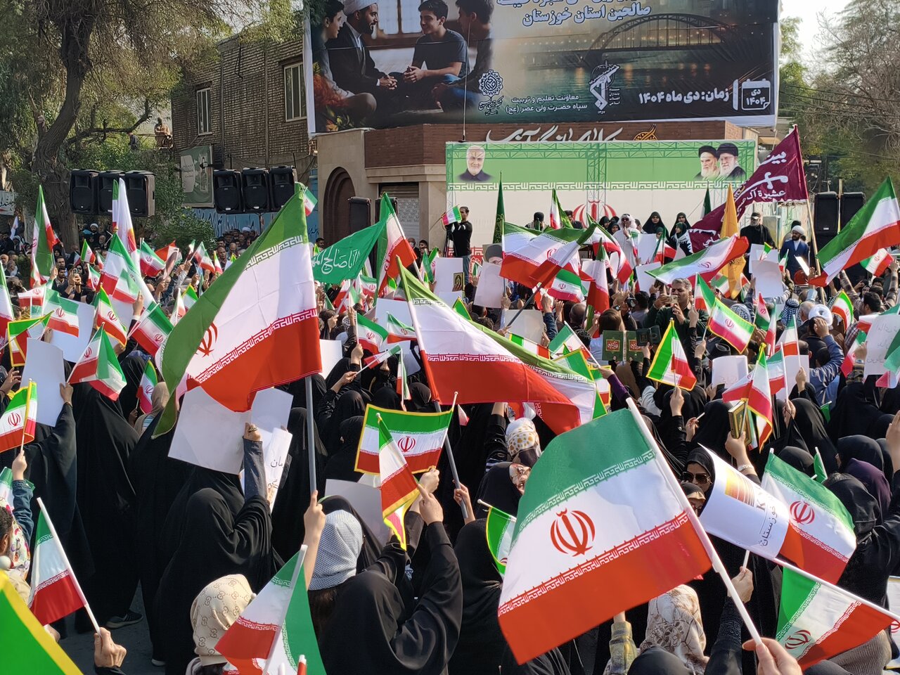 تصاویر | حضور پرشور مردم اهواز در محکومیت اغتشاشات اخیر