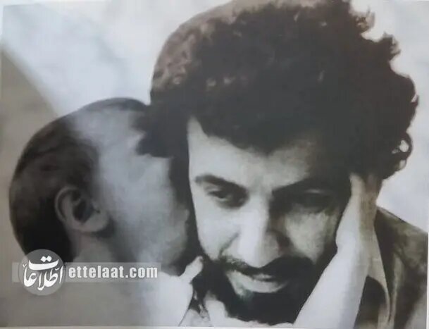 عکس | قابی تماشایی از بوسه لیلا حاتمی بر سر پدر در بهار ۱۳۵۲