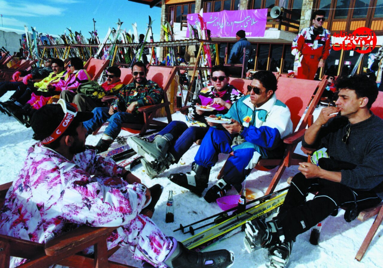 عکسهای تماشایی از تهران برفی در دی ۱۳۷۴