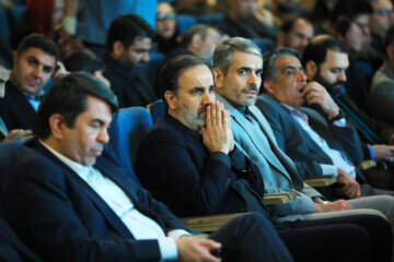 افتتاحیه چهل و چهارمین جشنواره بینالمللی تئاتر فجر