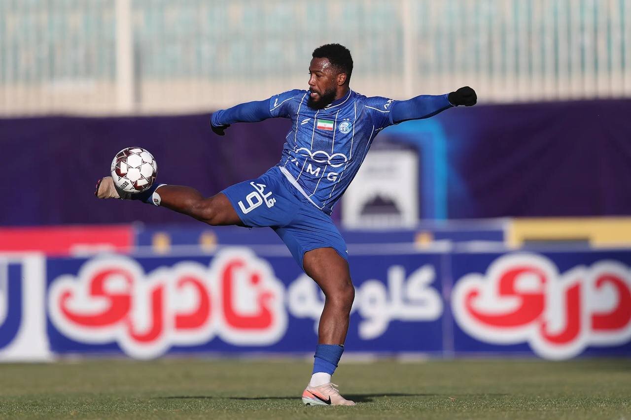 تغییرات ساپینتو، تیم را فلج میکند؛ جدایی رضاییان از استقلال اشتباه بود