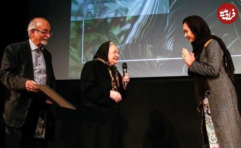 نیکی کریمی در مراسم بزرگداشت شهلا ریاحی ۱۰ سال قبل/ عکس