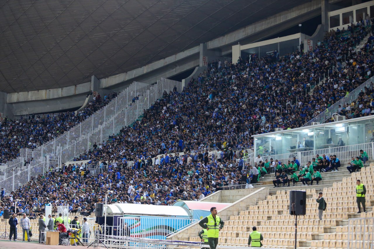 خانه بهدوشی استقلال و پرسپولیس از شهرقدس تا یزد؛ بدون میزبانی در آزادی خبری از قهرمانی نیست!
