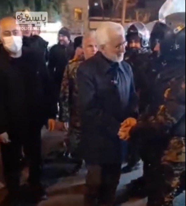 تشکر سعید جلیلی از ماموران یگان ویژه در خیابان+ تصاویر