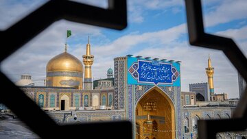 سیده بشری خامنه‌ای، دختر شهید آیت‌الله خامنه‌ای خادم الرضا بود