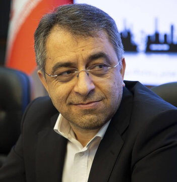 امیننژاد، سفیر هلدینگ خلیجفارس در صنعت نفت میشود امیننژاد، سفیر هلدینگ خلیجفارس در صنعت نفت میشود