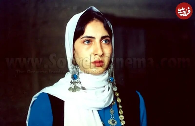 تصویری از «فاطمه گودرزی» در یک فیلم با لباس محلی 34 سال قبل