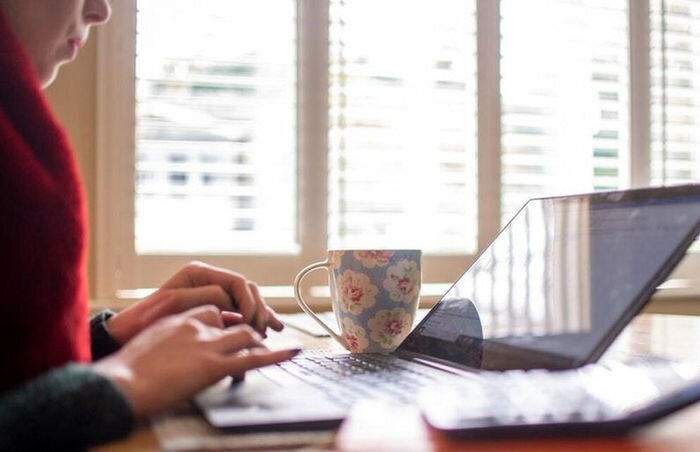 دورکاری در خانه؛ راحتی یا انزوا برای زنان؟