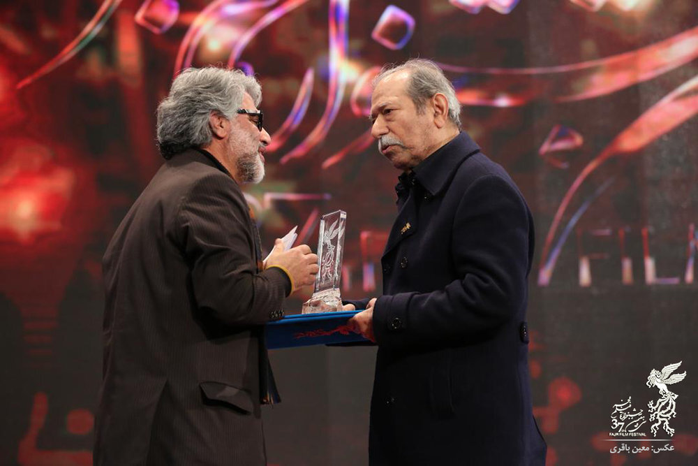 از تکبیر و توقیف تا کارگر ساختمانی که سمیرغ بلورین گرفت/ جالبترین حقایق درباره جشنواره فیلم فجر