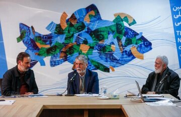 دیدار وزیر از دبیرخانه جشنواره تجسمی فجر؛ تجربه جدیدی در حال تولد است