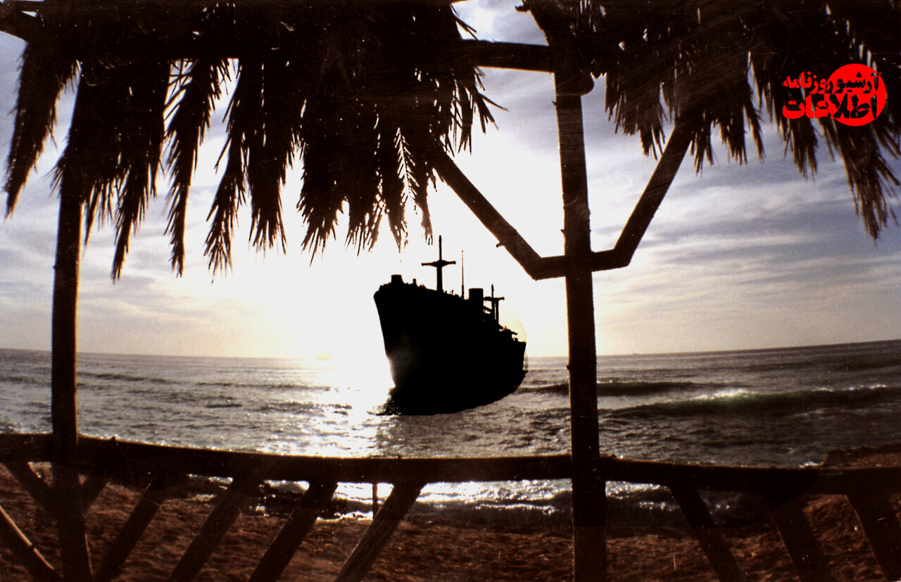 تصاویری از جزیره کیش در سه دهه پیش منتشر شد. تصاویری از جزیره کیش در سه دهه پیش منتشر شد.