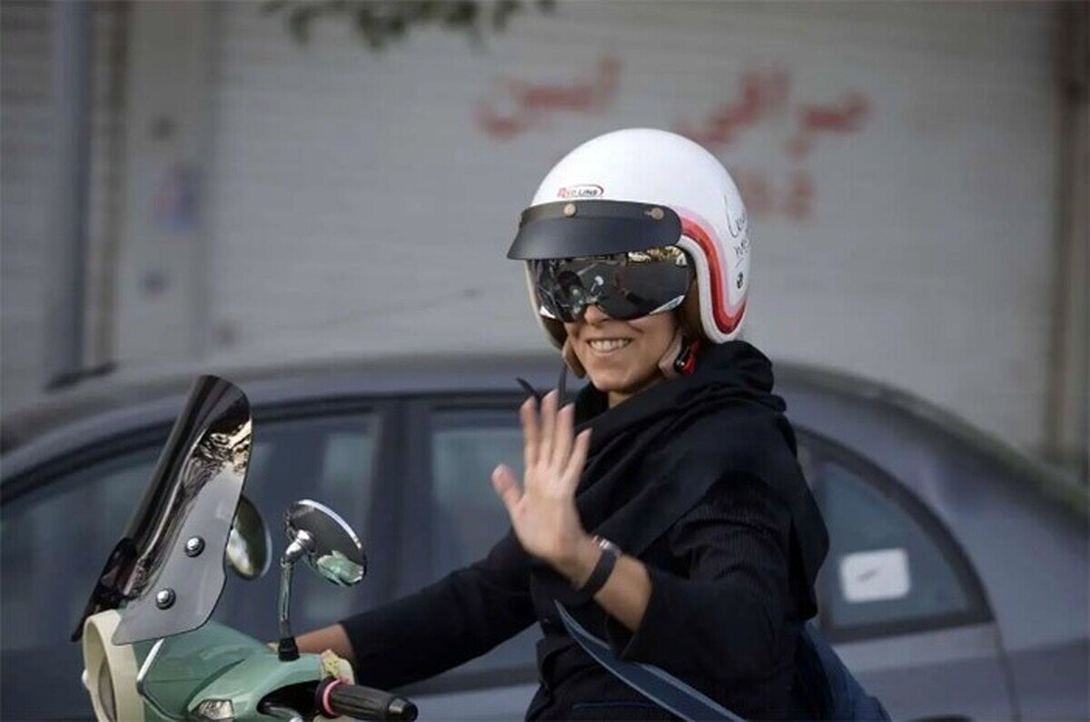 انتشار اطلاعیهای از سوی شورای فرهنگی اجتماعی زنان و خانواده در خصوص صدور گواهینامه موتور سیکلت ویژه بانوان انتشار اطلاعیهای از سوی شورای فرهنگی اجتماعی زنان و خانواده در خصوص صدور گواهینامه موتور سیکلت ویژه بانوان