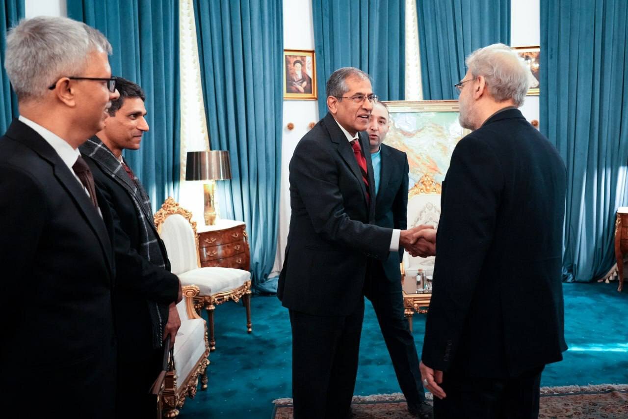 دیدار و رایزنی امروز لاریجانی با مقام امنیتی هند + عکس