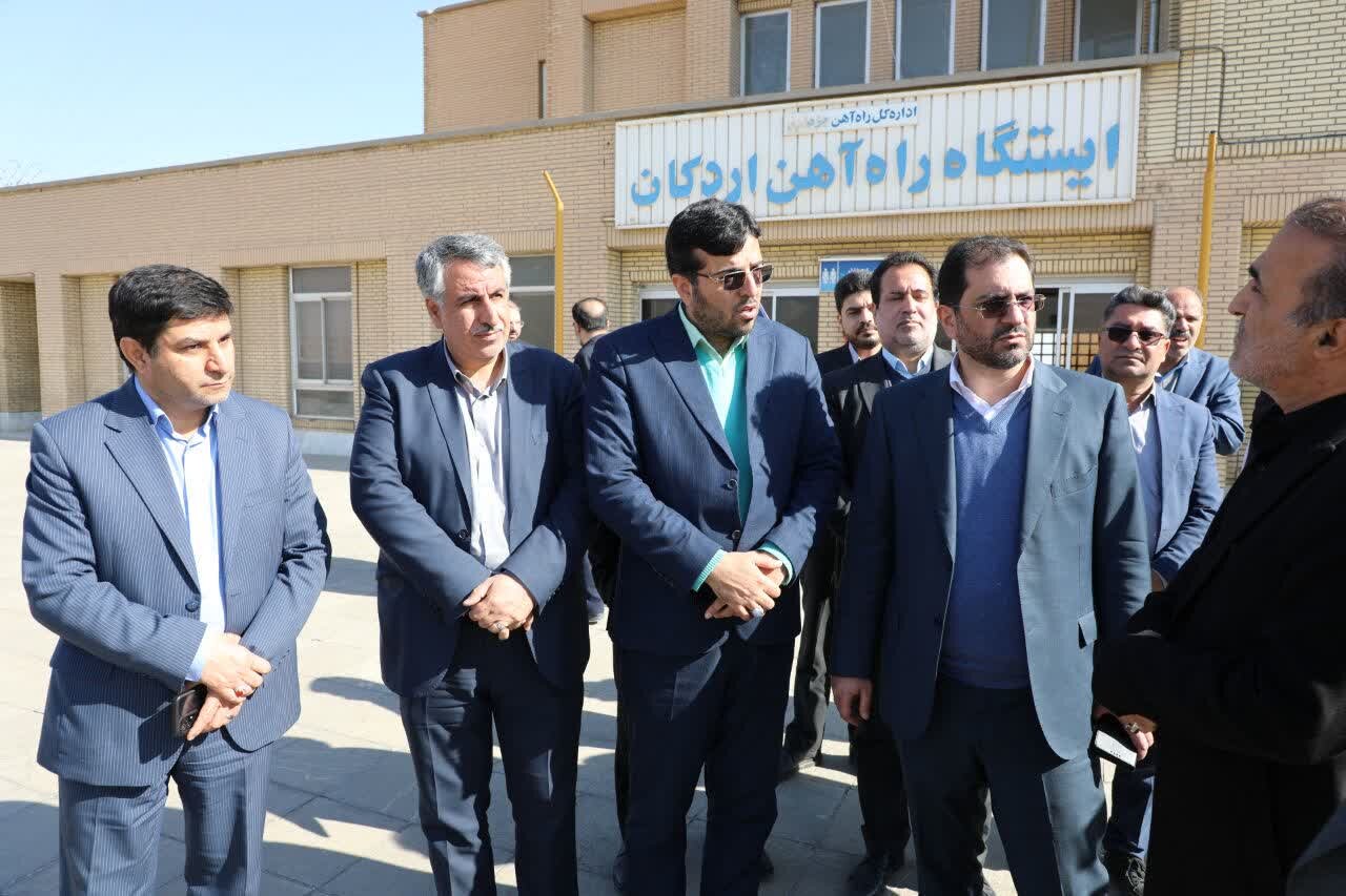 بازدید معاون وزیر راه و شهرسازی از سایت ۱۲۵ هکتاری مسکن ملی و پروژه‌های زیرساختی حمل‌ونقل شهرستان اردکان