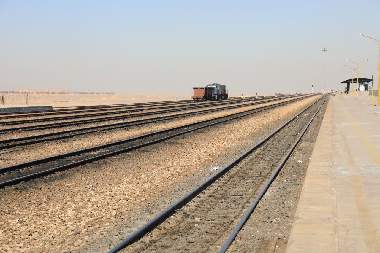 بازدید معاون وزیر راه و شهرسازی از سایت ۱۲۵ هکتاری مسکن ملی و پروژه‌های زیرساختی حمل‌ونقل شهرستان اردکان