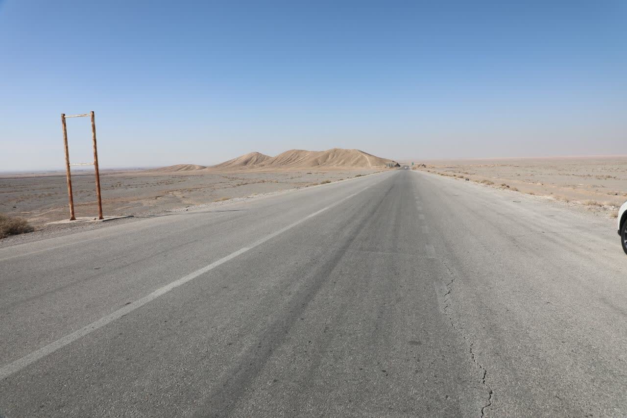 بازدید معاون وزیر راه و شهرسازی از سایت ۱۲۵ هکتاری مسکن ملی و پروژه‌های زیرساختی حمل‌ونقل شهرستان اردکان