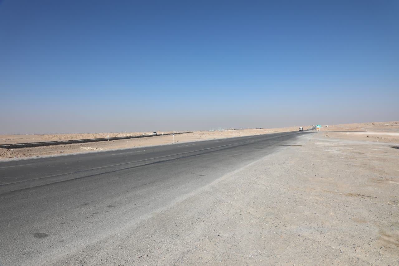 بازدید معاون وزیر راه و شهرسازی از سایت ۱۲۵ هکتاری مسکن ملی و پروژه‌های زیرساختی حمل‌ونقل شهرستان اردکان