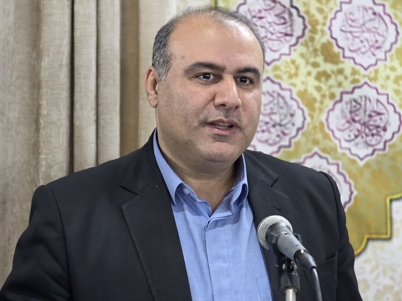 فرماندار لنگرود اعلام کرد: مبلغ ۵۳ میلیارد تومان صرف تقویت زیرساختهای شبکه برق گردید. فرماندار لنگرود اعلام کرد: مبلغ ۵۳ میلیارد تومان صرف تقویت زیرساختهای شبکه برق گردید.