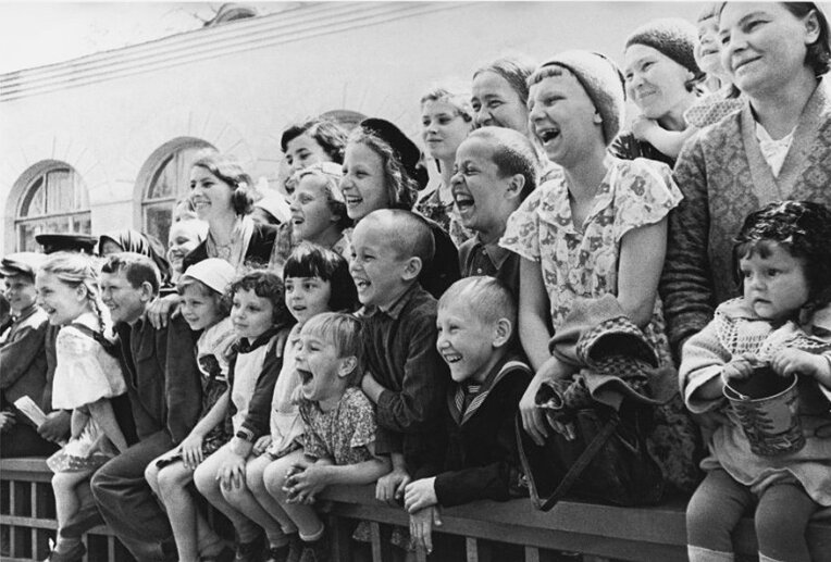 مردم در شوروی هیچ چیز را دور نمیریختند و غذای اصلیشان سوپ کلم بود!