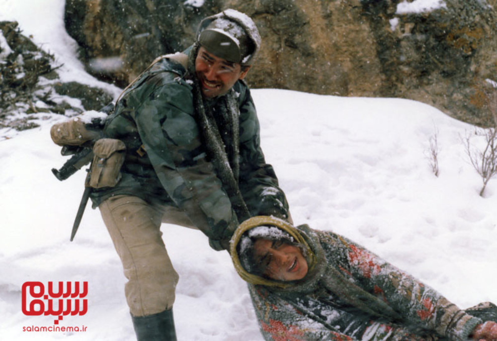 تصاویری از گلشیفته فراهانی و پارسا پیروزفر ۲۲ سال پیش در یک فیلم/ عکس