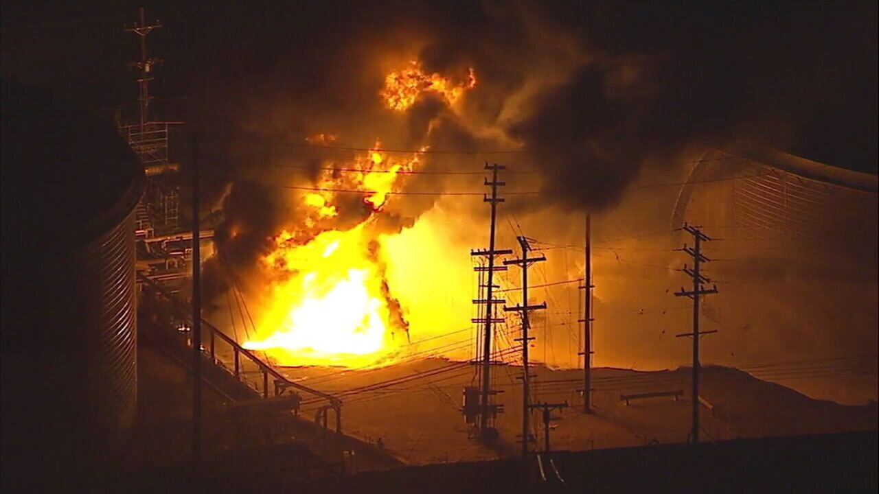 بزرگترین پالایشگاه ترکیه در کام آتش