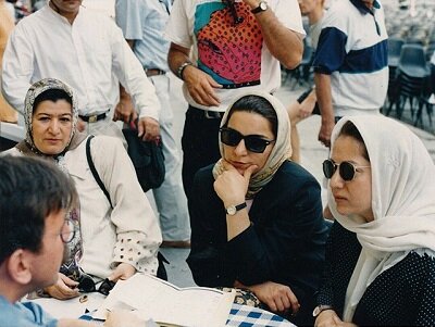 کارگردانان زن در جشنواره فجر؛ نگاهی به دهه درخشان ۷۰ تا روند کوتاه دهه ۹۰ و وضعیت کنونی رکود. کارگردانان زن در جشنواره فجر؛ نگاهی به دهه درخشان ۷۰ تا روند کوتاه دهه ۹۰ و وضعیت کنونی رکود.