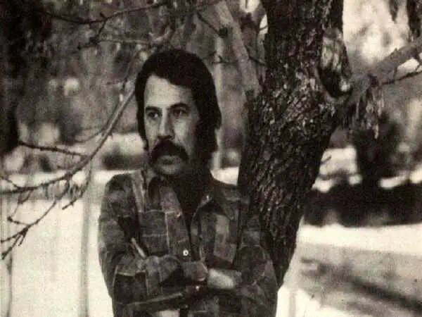 داود رشیدی در ۵۴ سال پیش: در دوران بحران بیکاری در تئاتر، به اجبار به فعالیت در عرصه سینما روی آوردم. داود رشیدی در ۵۴ سال پیش: در دوران بحران بیکاری در تئاتر، به اجبار به فعالیت در عرصه سینما روی آوردم.