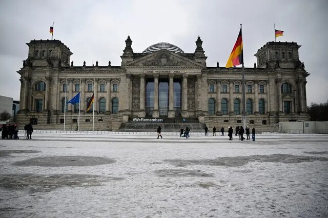 برلین: تاکید بر لزوم یافتن راهحلی صلحآمیز برای تنشهای مرتبط با ایران برلین: تاکید بر لزوم یافتن راهحلی صلحآمیز برای تنشهای مرتبط با ایران