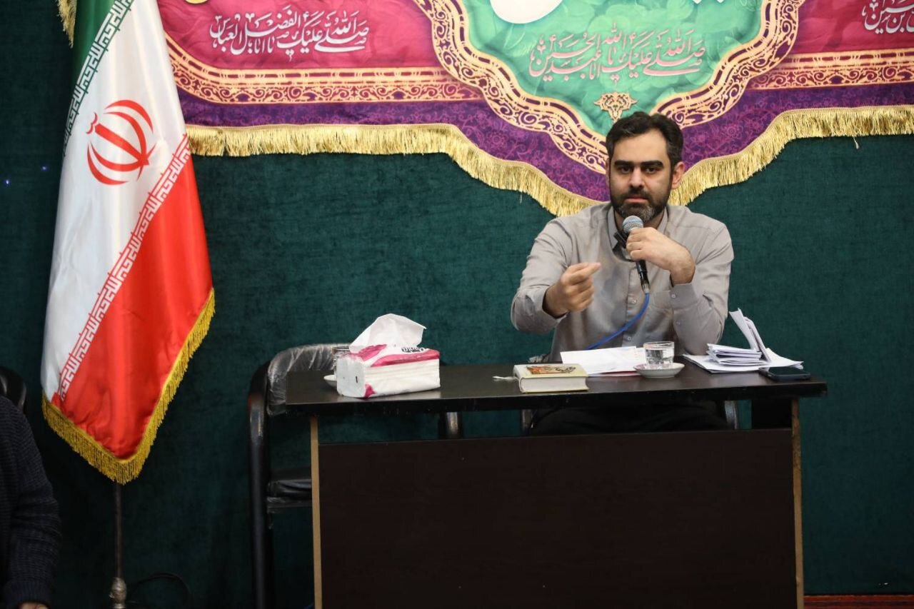 امیرحسین ثابتی: میخواهند ایران را سوریه دوم کنند/ جریان انقلابی در مجلس دوازدهم در اکثریت نیست وگرنه خروجی مجلس حتما بسیار متفاوت از وضع فعلی بود