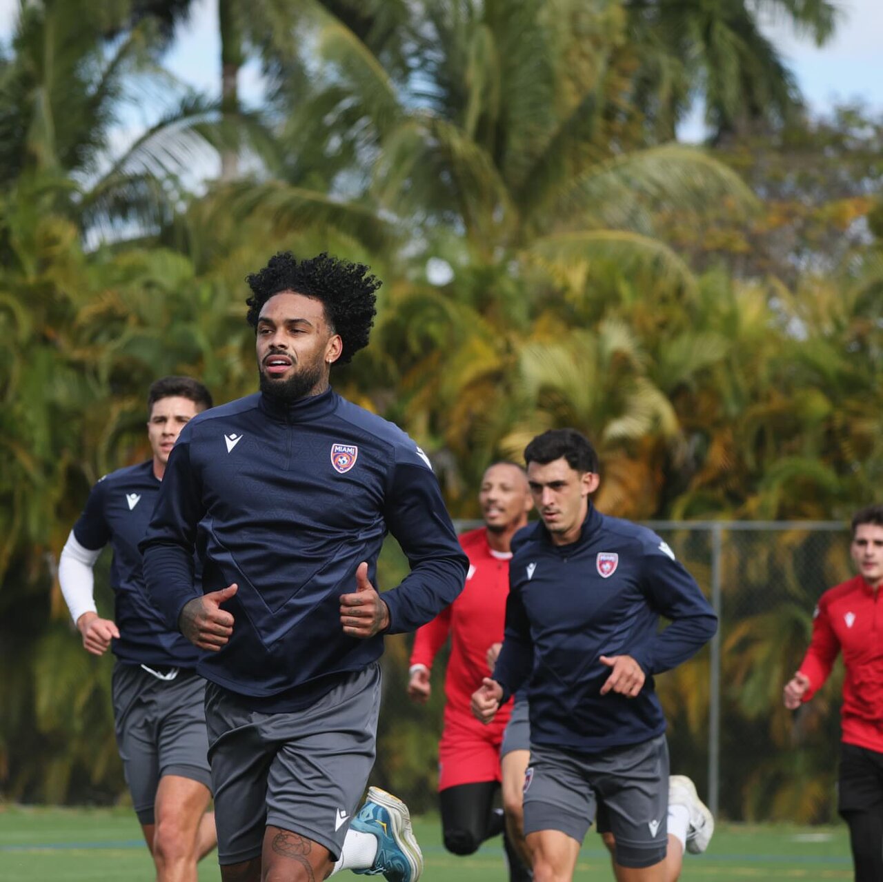 عکس | ستاره پرسپولیسی با استایل متفاوت در میامی