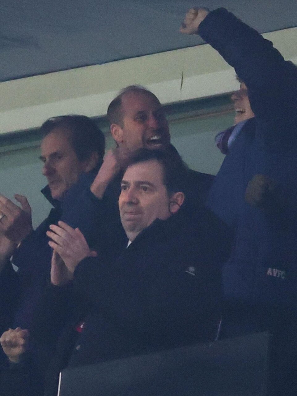 عکس | شاهزاده انگلیسی تماشاگر بازی تیم محبوبش