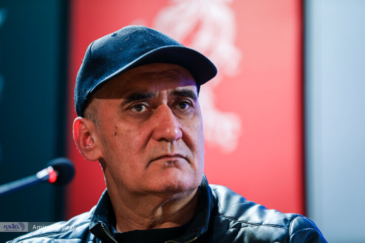 نشست فیلم غوطه‌ور