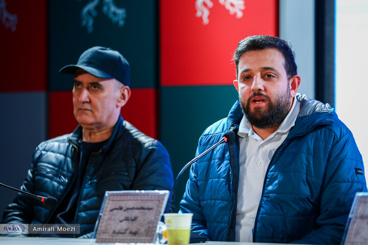 نشست فیلم غوطه‌ور