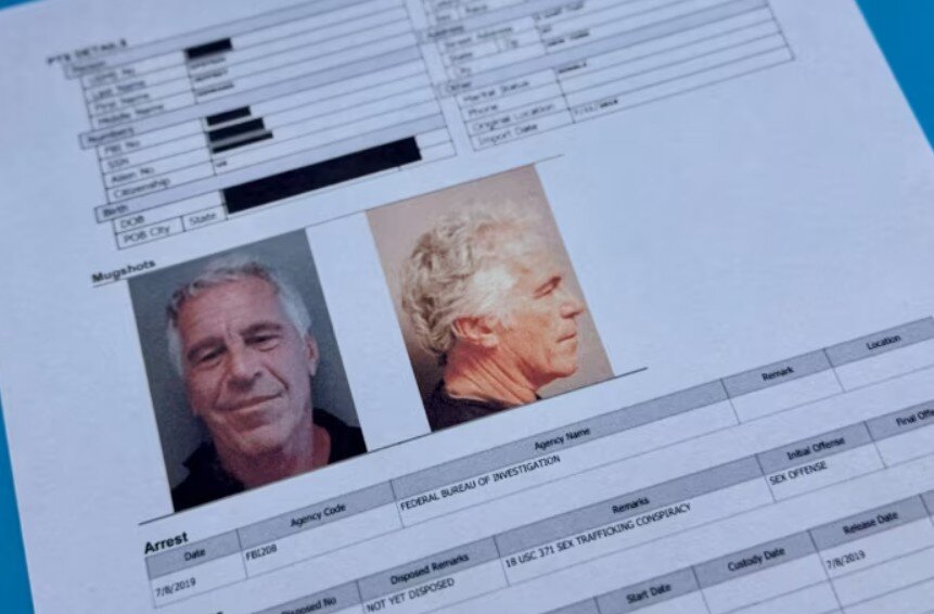 سی‌ان‌ان: اسنادی که علیه ترامپ منتشر شده بسیار شهوانی است/ ترامپ مهره یهود است و کوشنر مغز متفکر واقعی پشت صحنه ریاست‌جمهوری/ نام ماسک هم می‌درخشد