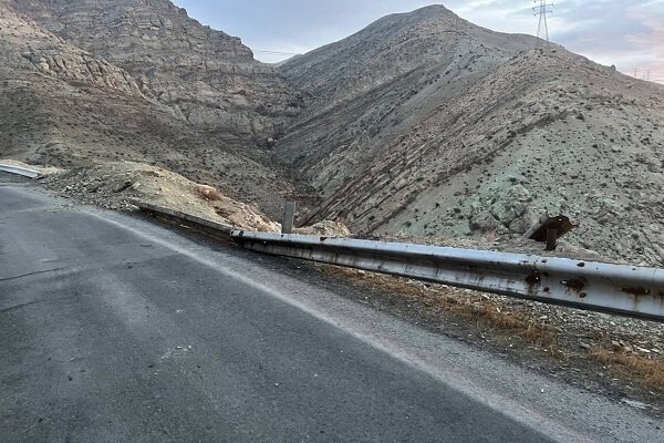 سقوط مرگبار خودرو به دره در تهران/ جزئیات