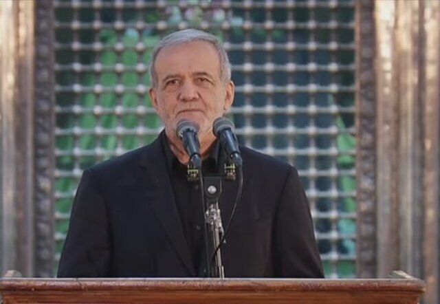 پزشکیان: ترامپ و نتانیاهو به دنبال تسلیحات بودند و تعدادی از شهروندان بیگناه را در این مسیر کشاندند/ رهبر فرزانه همواره نقشههای شوم را خنثی کرده است. پزشکیان: ترامپ و نتانیاهو به دنبال تسلیحات بودند و تعدادی از شهروندان بیگناه را در این مسیر کشاندند/ رهبر فرزانه همواره نقشههای شوم را خنثی کرده است.