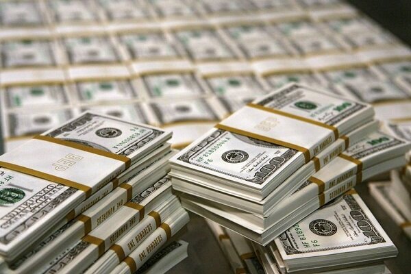 میانگین روزانه معاملات ارزی با ۷۷ درصد رشد مواجه شد/ قیمت میانگین دلار در بازار توافقی به روز شد میانگین روزانه معاملات ارزی با ۷۷ درصد رشد مواجه شد/ قیمت میانگین دلار در بازار توافقی به روز شد